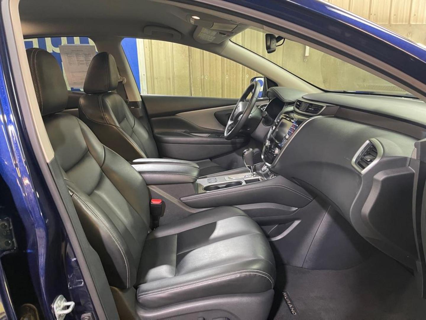 2023 BLUE NISSAN MURANO SV SV (5N1AZ2BS4PC) with an 3.5L engine, Automatic transmission, located at 2525 S. Cushman, Fairbanks, AK, 99701, (907) 452-5707, 64.824036, -147.712311 - Photo#3