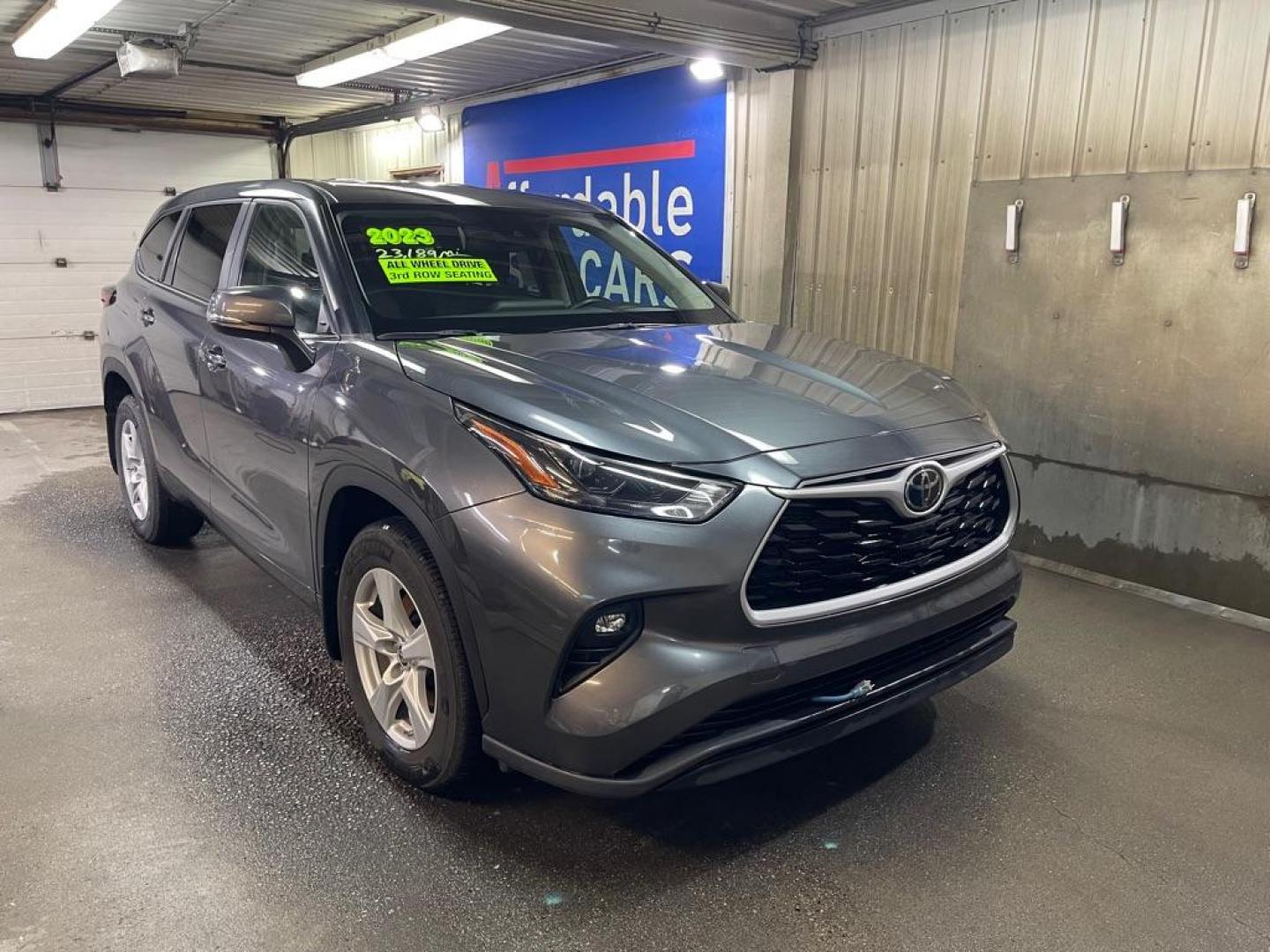 2023 GRAY TOYOTA HIGHLANDER L (5TDKDRBHXPS) with an 2.4L engine, Automatic transmission, located at 2525 S. Cushman, Fairbanks, AK, 99701, (907) 452-5707, 64.824036, -147.712311 - Photo#0