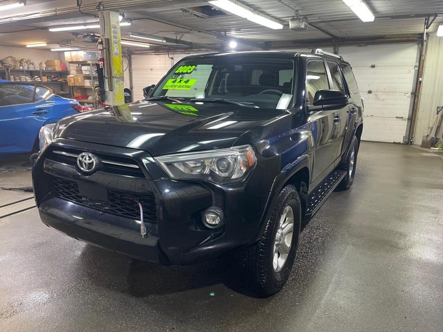2023 BLACK TOYOTA 4RUNNER SE (JTEMU5JR8P6) with an 4.0L engine, Automatic transmission, located at 2525 S. Cushman, Fairbanks, AK, 99701, (907) 452-5707, 64.824036, -147.712311 - Photo#1