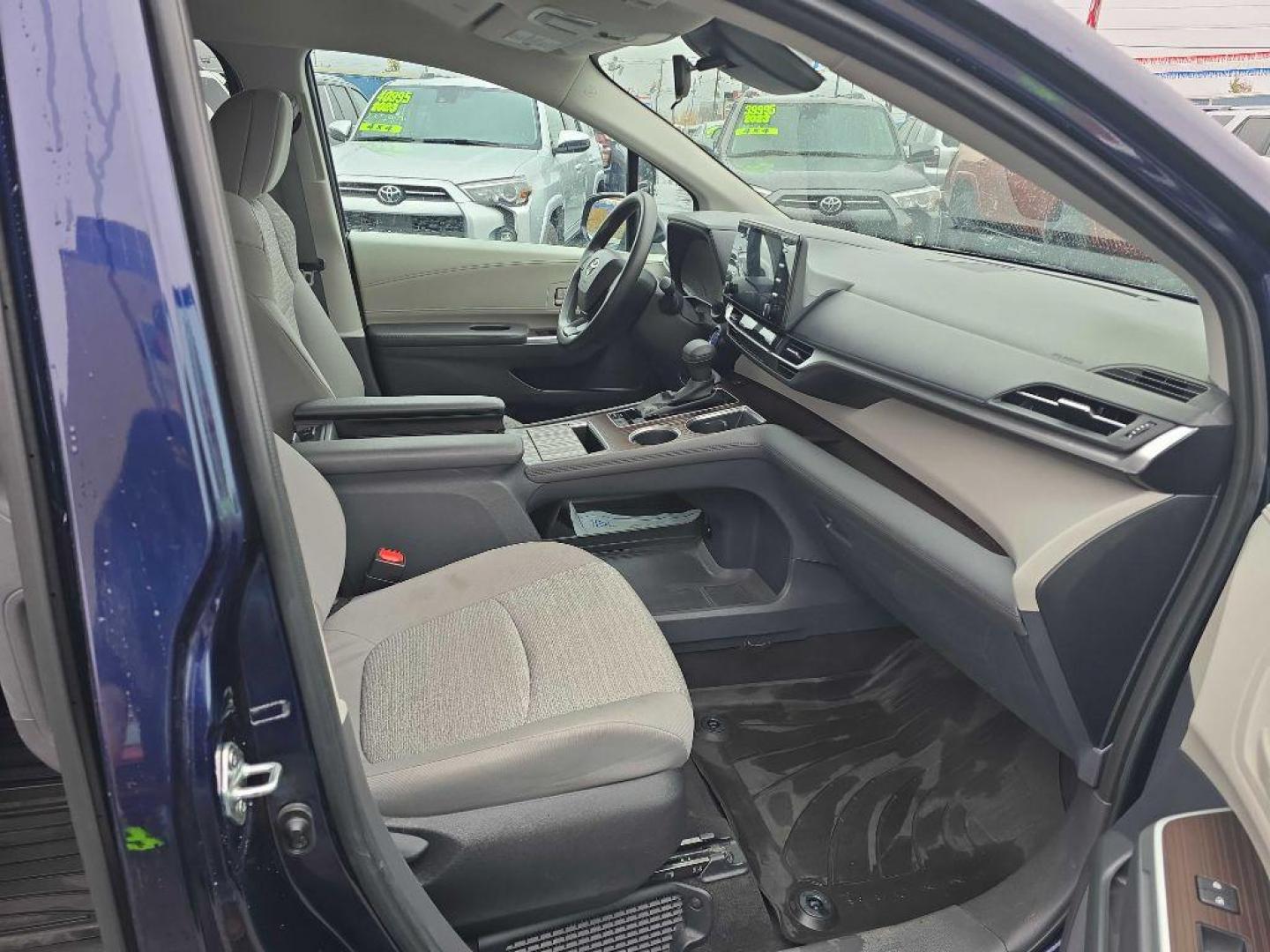 2023 BLUE TOYOTA SIENNA LE (5TDKRKEC2PS) with an 2.5L engine, Continuously Variable transmission, located at 2525 S. Cushman, Fairbanks, AK, 99701, (907) 452-5707, 64.824036, -147.712311 - Photo#3
