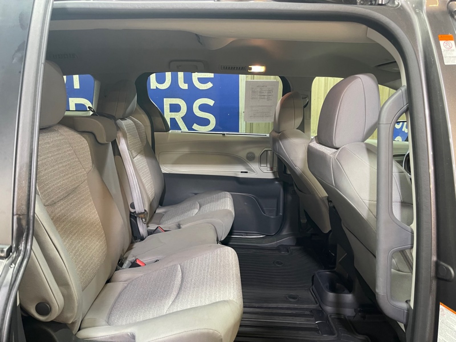 2023 GRAY TOYOTA SIENNA LE LE (5TDKRKECXPS) with an 2.5L engine, Continuously Variable transmission, located at 2525 S. Cushman, Fairbanks, AK, 99701, (907) 452-5707, 64.824036, -147.712311 - Photo#4