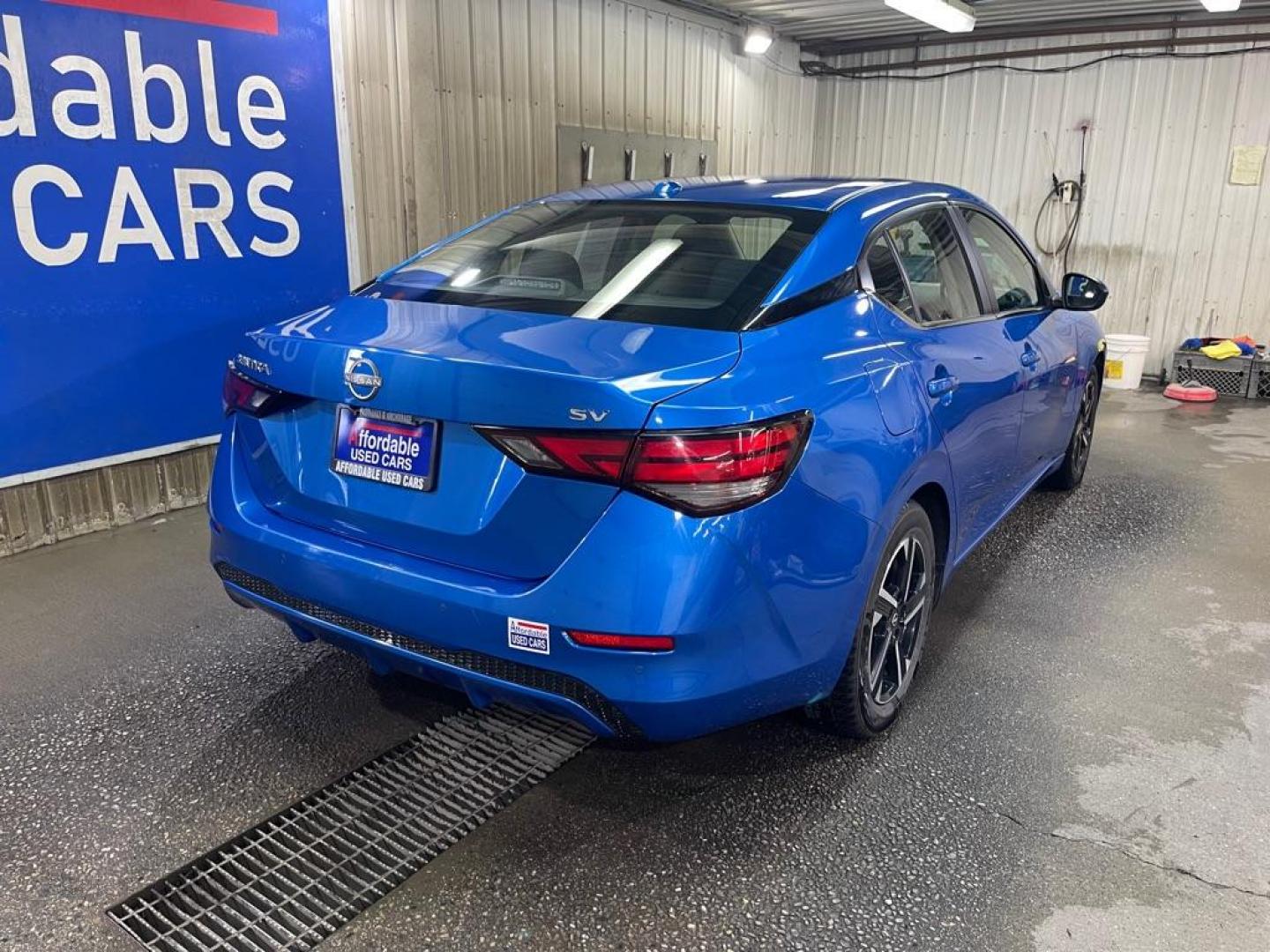 2024 BLUE NISSAN SENTRA SV (3N1AB8CVXRY) with an 2.0L engine, Continuously Variable transmission, located at 2525 S. Cushman, Fairbanks, AK, 99701, (907) 452-5707, 64.824036, -147.712311 - Photo#2