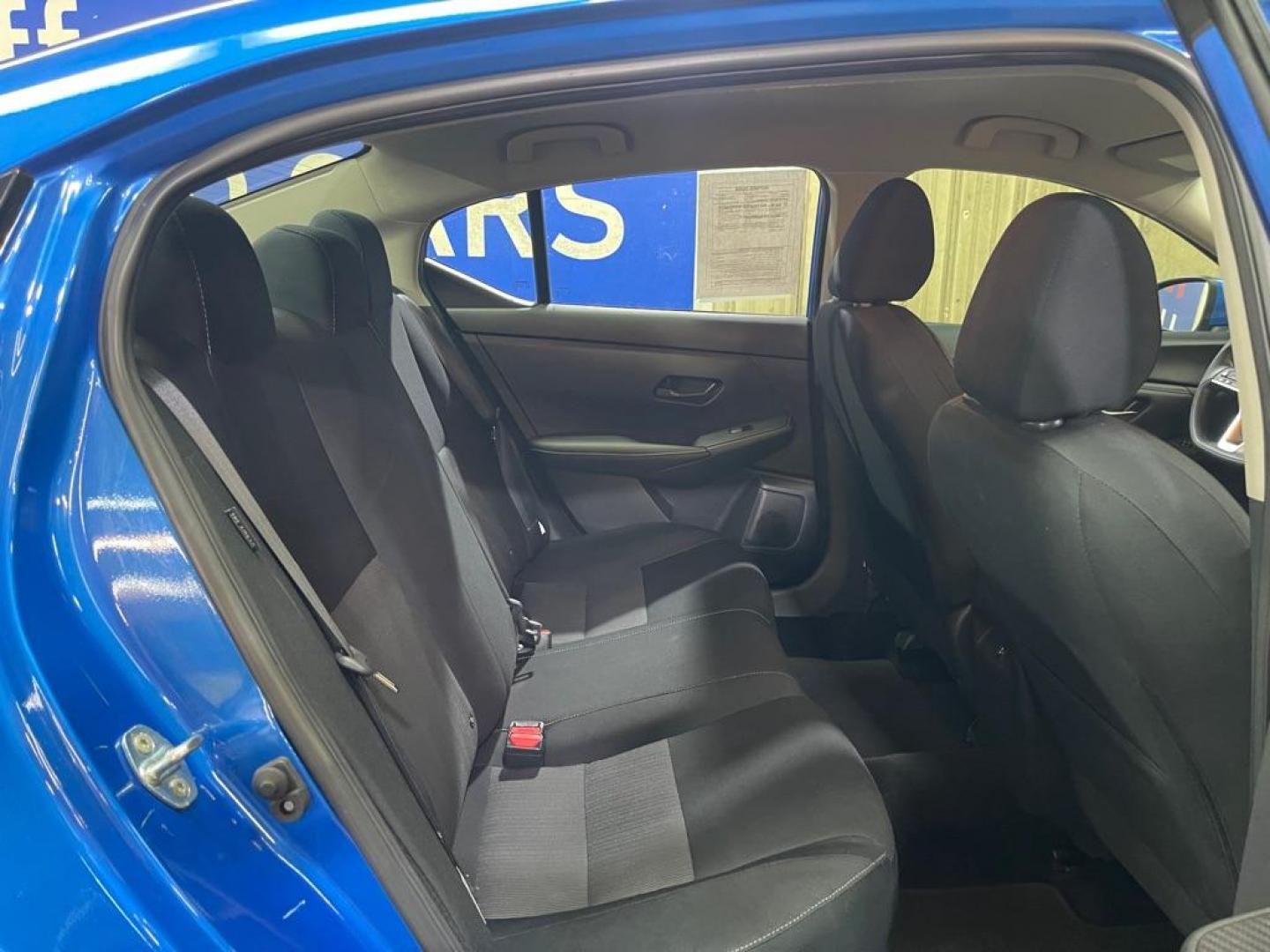 2024 BLUE NISSAN SENTRA SV (3N1AB8CVXRY) with an 2.0L engine, Continuously Variable transmission, located at 2525 S. Cushman, Fairbanks, AK, 99701, (907) 452-5707, 64.824036, -147.712311 - Photo#4