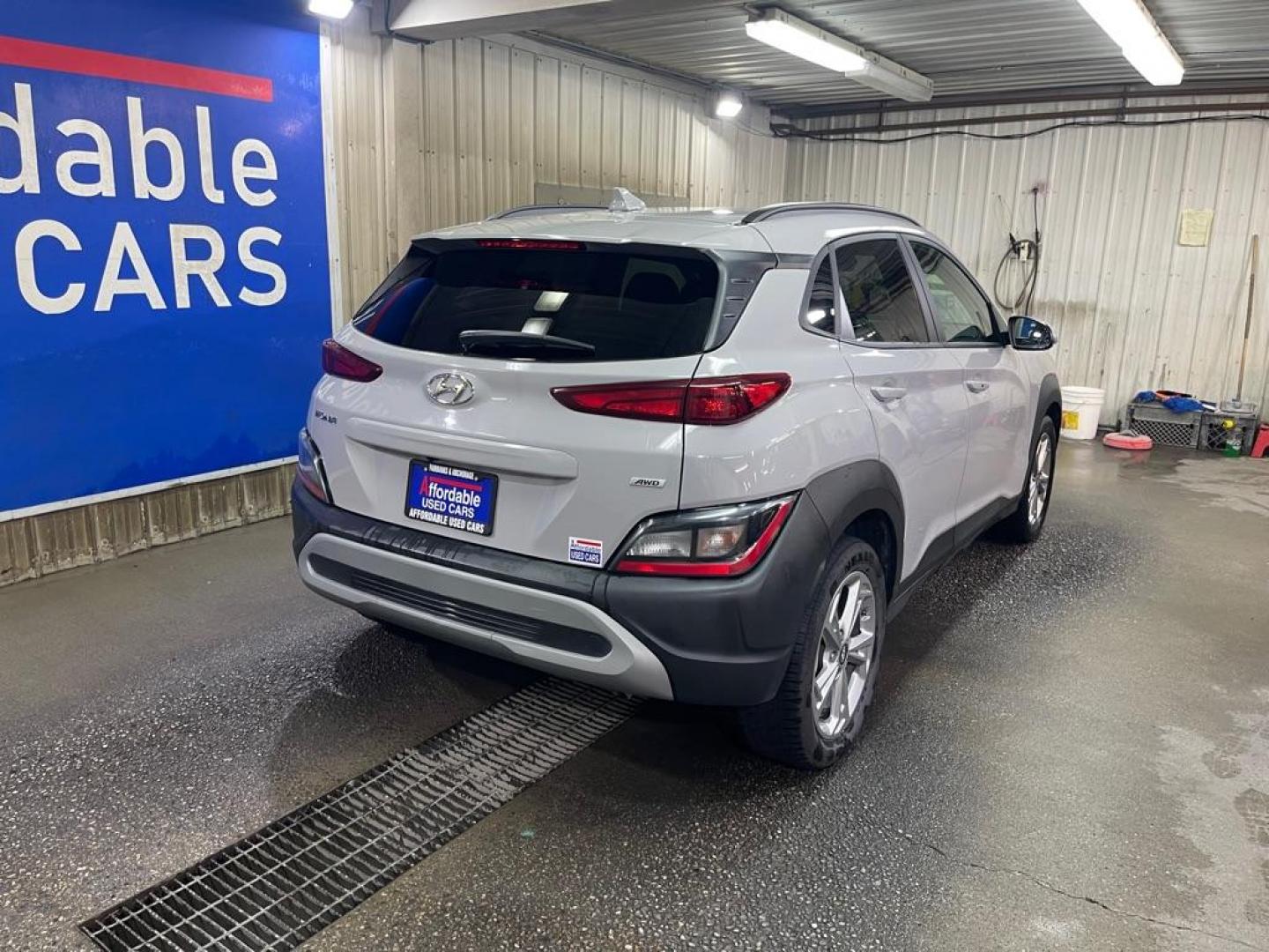 2023 SILVER HYUNDAI KONA SEL (KM8K6CAB0PU) with an 2.0L engine, Continuously Variable transmission, located at 2525 S. Cushman, Fairbanks, AK, 99701, (907) 452-5707, 64.824036, -147.712311 - Photo#2