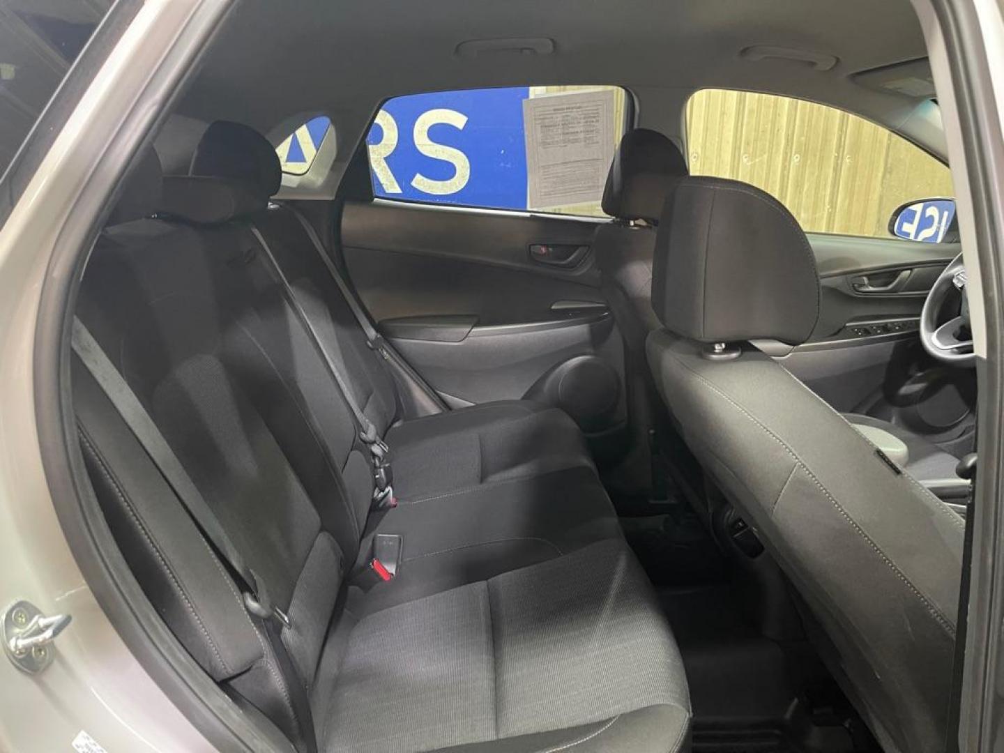 2023 SILVER HYUNDAI KONA SEL (KM8K6CAB0PU) with an 2.0L engine, Continuously Variable transmission, located at 2525 S. Cushman, Fairbanks, AK, 99701, (907) 452-5707, 64.824036, -147.712311 - Photo#4