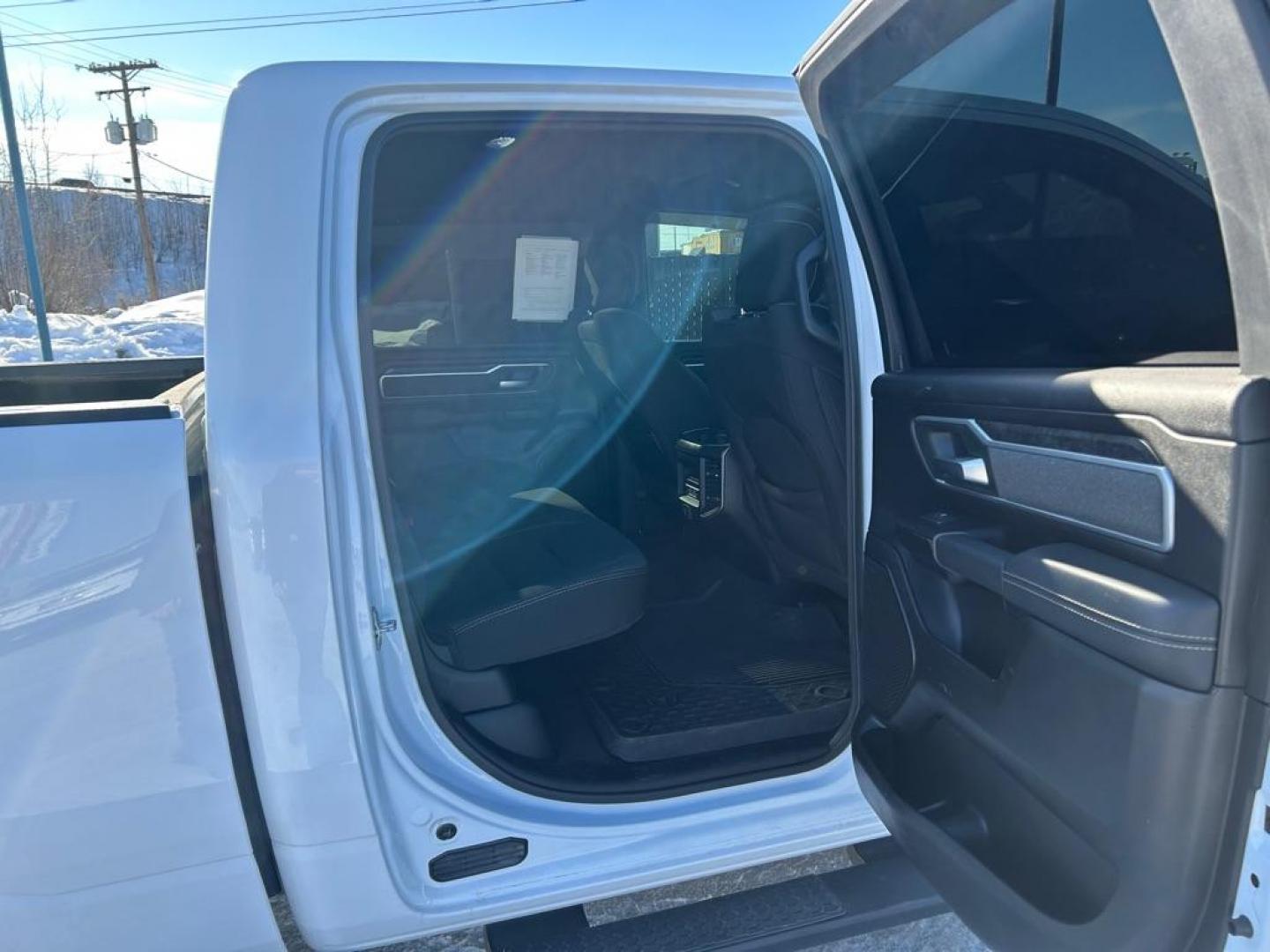2022 WHITE RAM 1500 BIG HORN/LONE STAR (1C6SRFMT5NN) with an 5.7L engine, Automatic transmission, located at 2525 S. Cushman, Fairbanks, AK, 99701, (907) 452-5707, 64.824036, -147.712311 - Photo#5