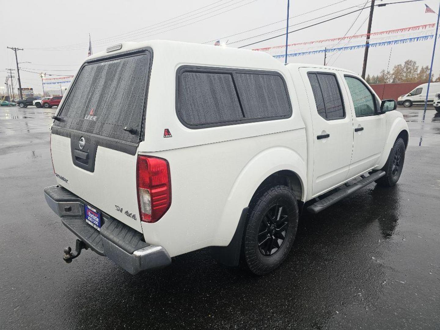 2019 WHITE NISSAN FRONTIER S (1N6AD0EV2KN) with an 4.0L engine, Automatic transmission, located at 2525 S. Cushman, Fairbanks, AK, 99701, (907) 452-5707, 64.824036, -147.712311 - Photo#2