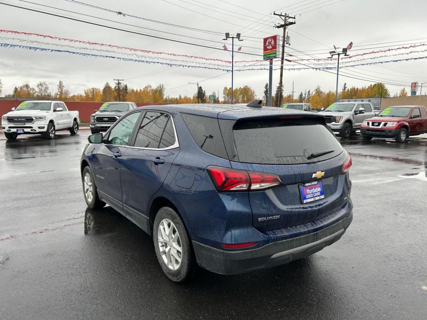 2022 BLUE CHEVROLET EQUINOX LT (3GNAXUEV2NL) with an 1.5L engine, Automatic transmission, located at 2525 S. Cushman, Fairbanks, AK, 99701, (907) 452-5707, 64.824036, -147.712311 - Photo#3