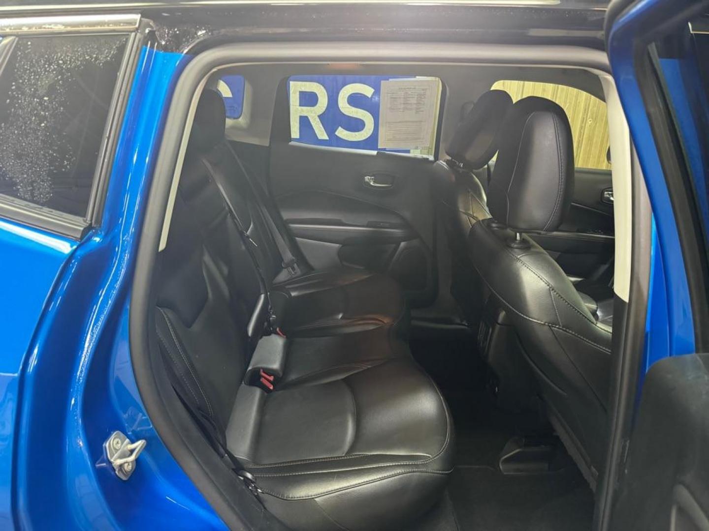 2019 BLUE JEEP COMPASS LIMITED (3C4NJDCBXKT) with an 2.4L engine, Automatic transmission, located at 2525 S. Cushman, Fairbanks, AK, 99701, (907) 452-5707, 64.824036, -147.712311 - Photo#5