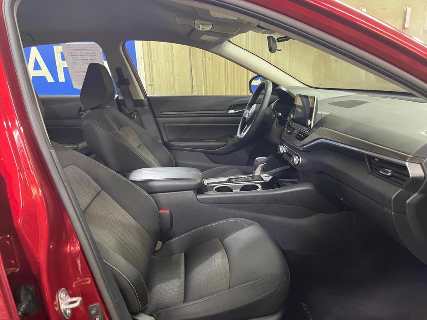 2024 RED NISSAN ALTIMA SV (1N4BL4DV5RN) with an 2.5L engine, Continuously Variable transmission, located at 2525 S. Cushman, Fairbanks, AK, 99701, (907) 452-5707, 64.824036, -147.712311 - Photo#3