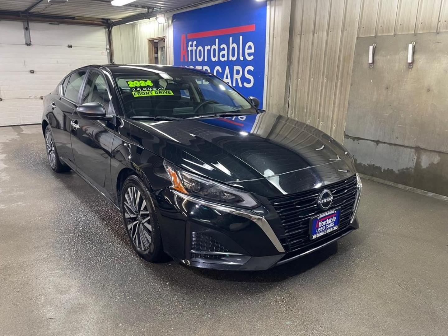 2024 BLACK NISSAN ALTIMA SV (1N4BL4DV0RN) with an 2.5L engine, Continuously Variable transmission, located at 2525 S. Cushman, Fairbanks, AK, 99701, (907) 452-5707, 64.824036, -147.712311 - Photo#0