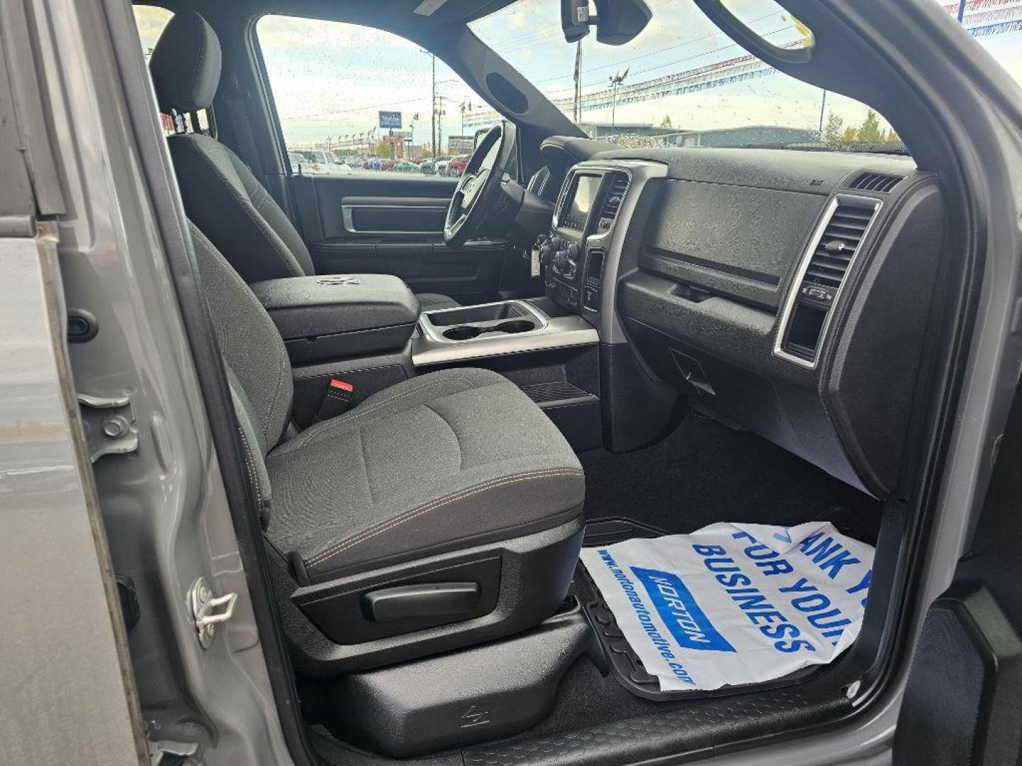 2022 GRAY RAM 1500 CLASSIC SLT (1C6RR7LT0NS) with an 5.7L engine, Automatic transmission, located at 2525 S. Cushman, Fairbanks, AK, 99701, (907) 452-5707, 64.824036, -147.712311 - Photo#4