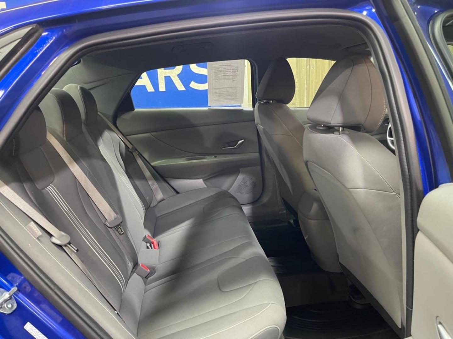 2024 BLUE HYUNDAI ELANTRA SEL (KMHLM4DG4RU) with an 2.0L engine, Continuously Variable transmission, located at 2525 S. Cushman, Fairbanks, AK, 99701, (907) 452-5707, 64.824036, -147.712311 - Photo#4