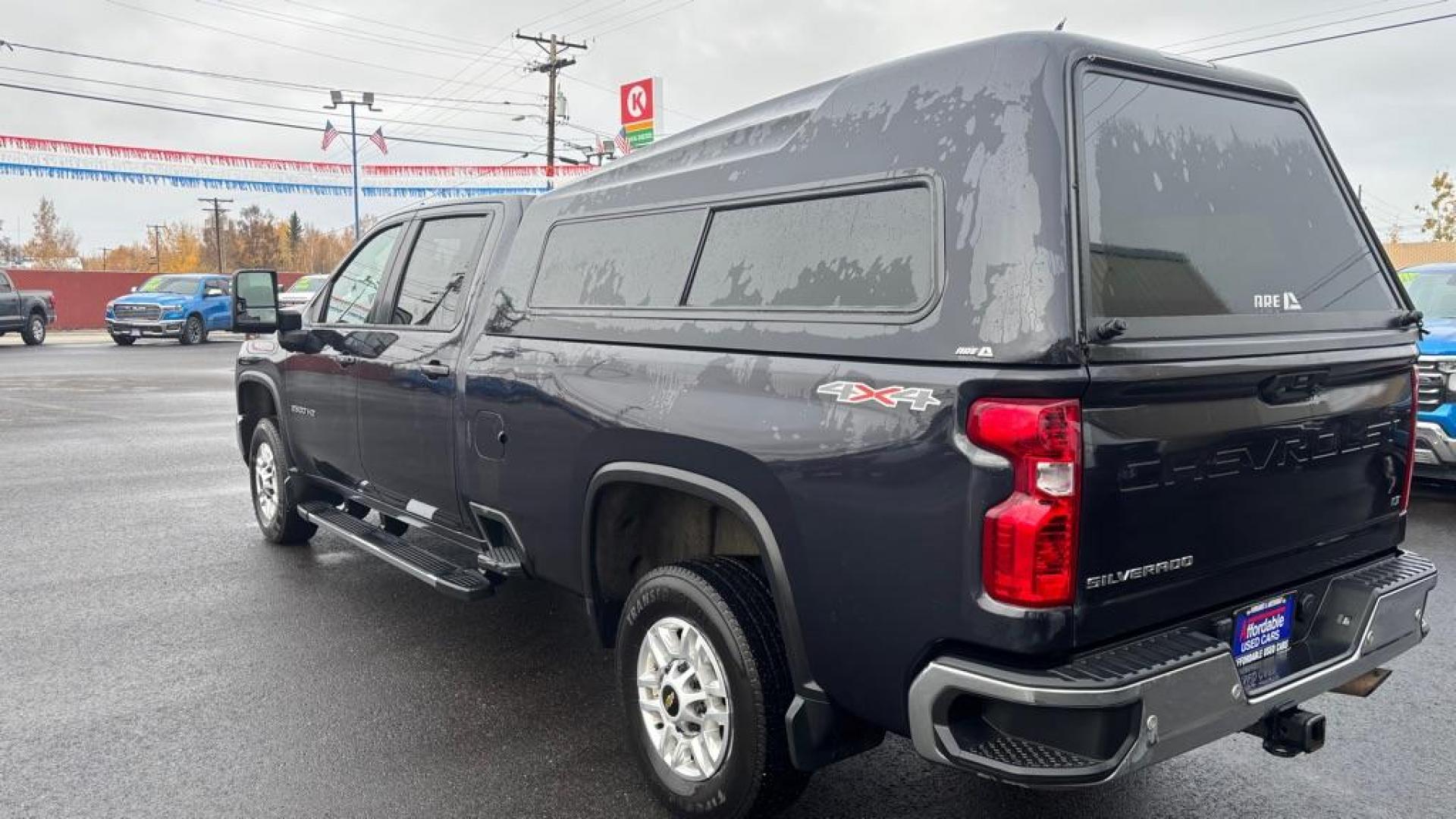 2024 GRAY CHEVROLET SILVERADO 2500 HEAVY DUTY LT (1GC4YNE76RF) with an 6.6L engine, Automatic transmission, located at 2525 S. Cushman, Fairbanks, AK, 99701, (907) 452-5707, 64.824036, -147.712311 - Photo#5