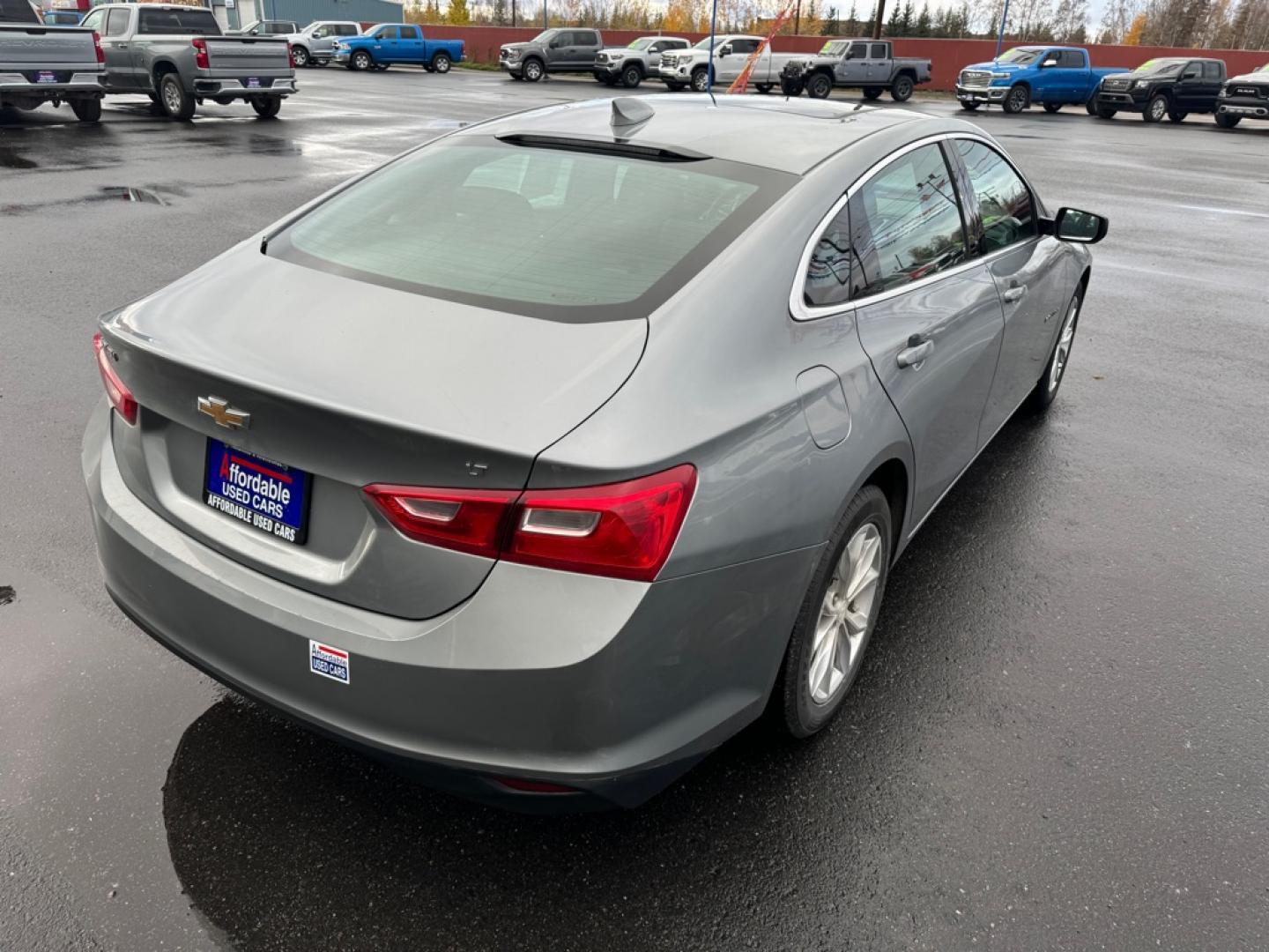 2023 GRAY CHEVROLET MALIBU LT LT (1G1ZD5ST7PF) with an 1.5L engine, Continuously Variable transmission, located at 2525 S. Cushman, Fairbanks, AK, 99701, (907) 452-5707, 64.824036, -147.712311- Photo#2