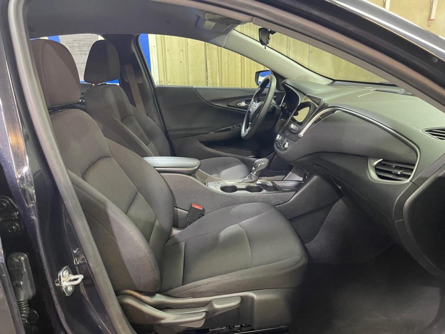 2023 BLACK CHEVROLET MALIBU LT LT (1G1ZD5ST7PF) with an 1.5L engine, Continuously Variable transmission, located at 2525 S. Cushman, Fairbanks, AK, 99701, (907) 452-5707, 64.824036, -147.712311 - Photo#3