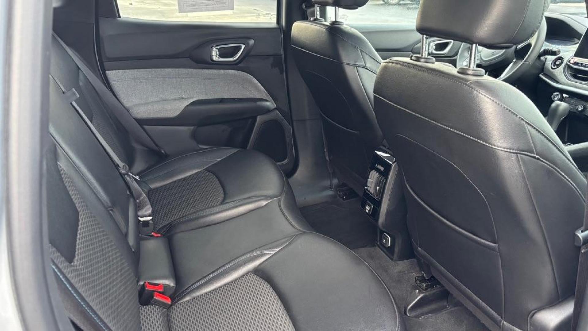 2024 SILVER JEEP COMPASS LATITUDE (3C4NJDBN4RT) with an 2.0L engine, Automatic transmission, located at 2525 S. Cushman, Fairbanks, AK, 99701, (907) 452-5707, 64.824036, -147.712311 - Photo#4