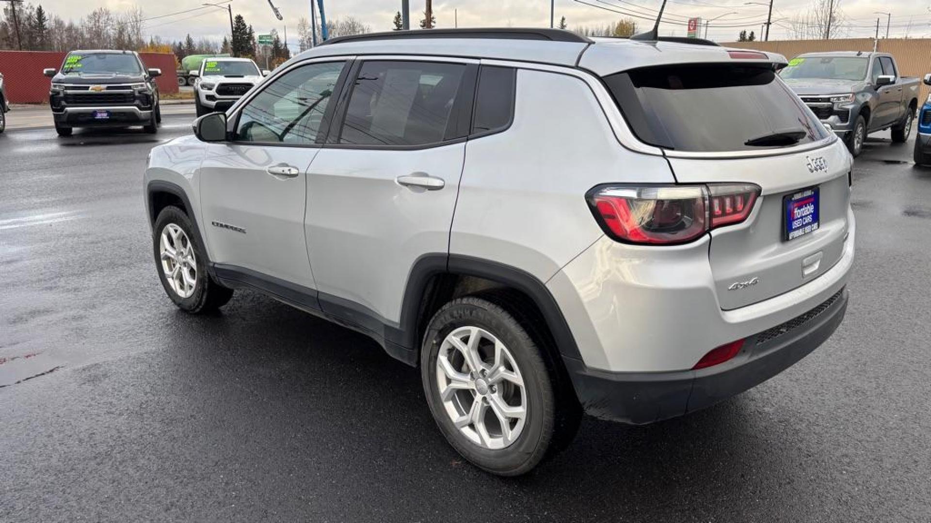 2024 SILVER JEEP COMPASS LATITUDE (3C4NJDBN4RT) with an 2.0L engine, Automatic transmission, located at 2525 S. Cushman, Fairbanks, AK, 99701, (907) 452-5707, 64.824036, -147.712311 - Photo#6