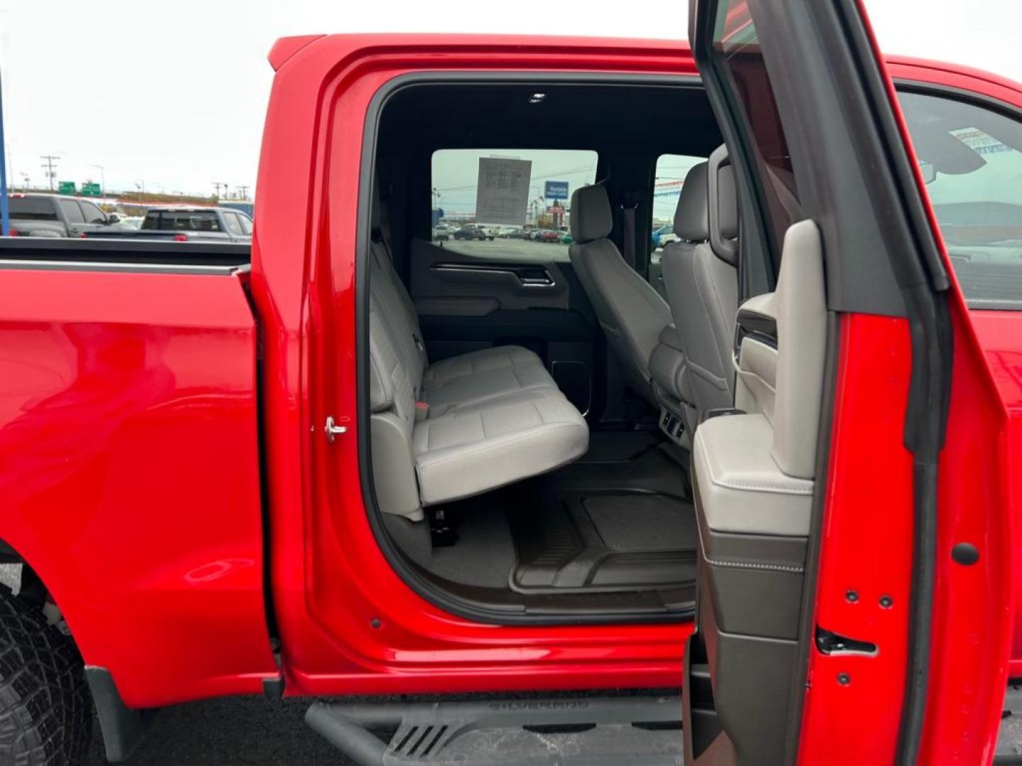 2024 RED CHEVROLET SILVERADO 1500 LT TRAIL BOSS (3GCPDFEK2RG) with an 2.7L engine, Automatic transmission, located at 2525 S. Cushman, Fairbanks, AK, 99701, (907) 452-5707, 64.824036, -147.712311 - Photo#5