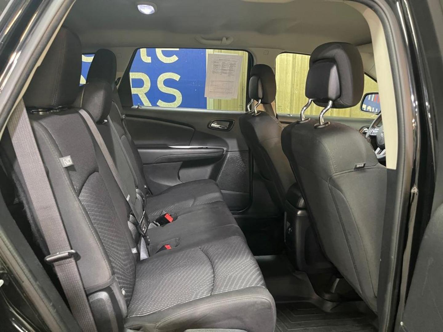 2018 BLACK DODGE JOURNEY SE (3C4PDCAB4JT) with an 2.4L engine, Automatic transmission, located at 2525 S. Cushman, Fairbanks, AK, 99701, (907) 452-5707, 64.824036, -147.712311 - Photo#4