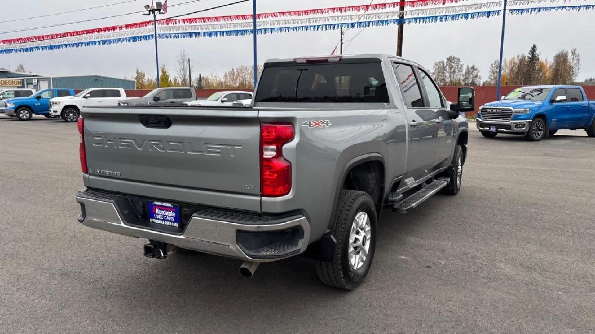 2024 GRAY CHEVROLET SILVERADO 2500 HEAVY DUTY LT (1GC4YNE72RF) with an 6.6L engine, Automatic transmission, located at 2525 S. Cushman, Fairbanks, AK, 99701, (907) 452-5707, 64.824036, -147.712311 - Photo#4
