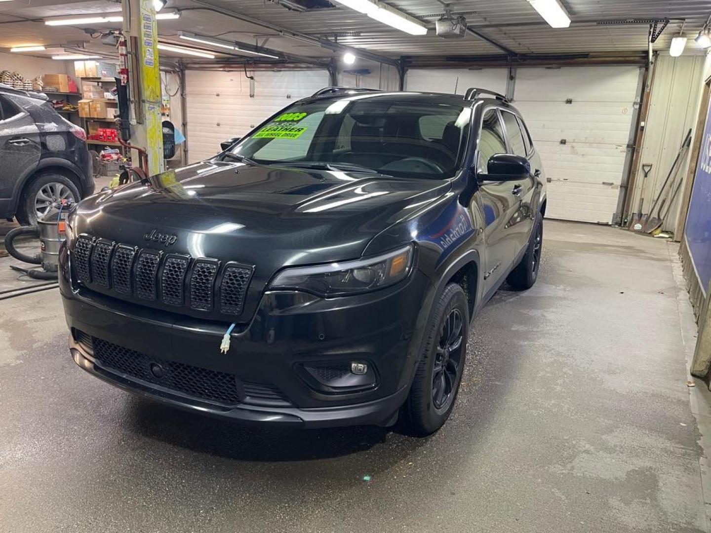 2023 BLACK JEEP CHEROKEE ALTITUDE LUX (1C4PJMMB2PD) with an 2.4L engine, Automatic transmission, located at 2525 S. Cushman, Fairbanks, AK, 99701, (907) 452-5707, 64.824036, -147.712311 - Photo#1