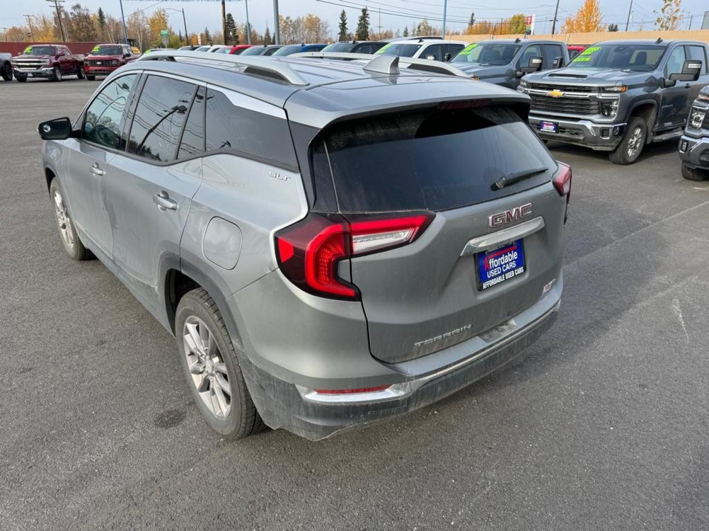 2023 GRAY GMC TERRAIN SLT (3GKALVEG9PL) with an 1.5L engine, Automatic transmission, located at 2525 S. Cushman, Fairbanks, AK, 99701, (907) 452-5707, 64.824036, -147.712311 - Photo#3