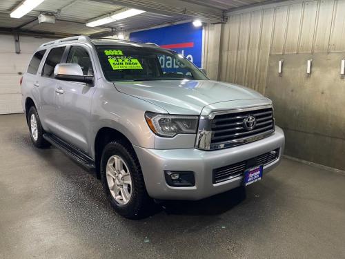2022 TOYOTA SEQUOIA SR5