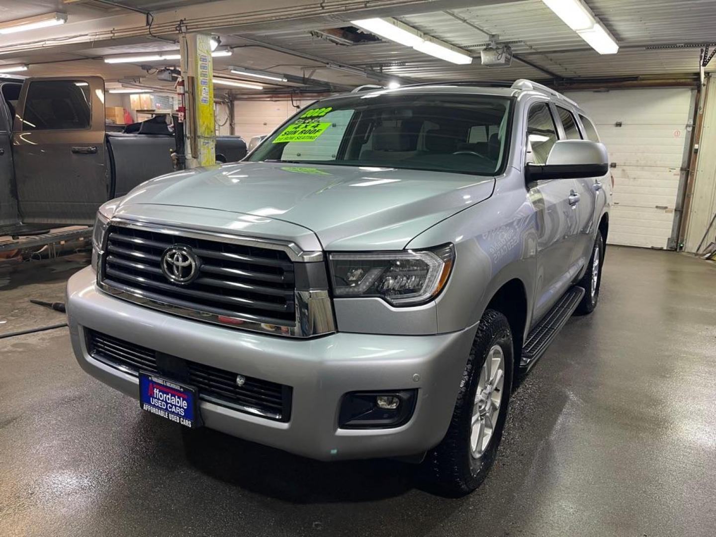 2022 SILVER TOYOTA SEQUOIA SR5 (5TDAY5B16NS) with an 5.7L engine, Automatic transmission, located at 2525 S. Cushman, Fairbanks, AK, 99701, (907) 452-5707, 64.824036, -147.712311 - Photo#1