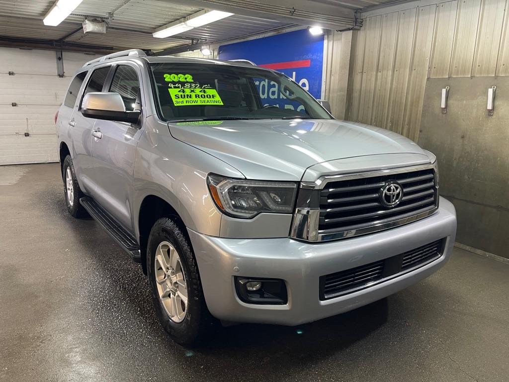 photo of 2022 TOYOTA SEQUOIA SR5