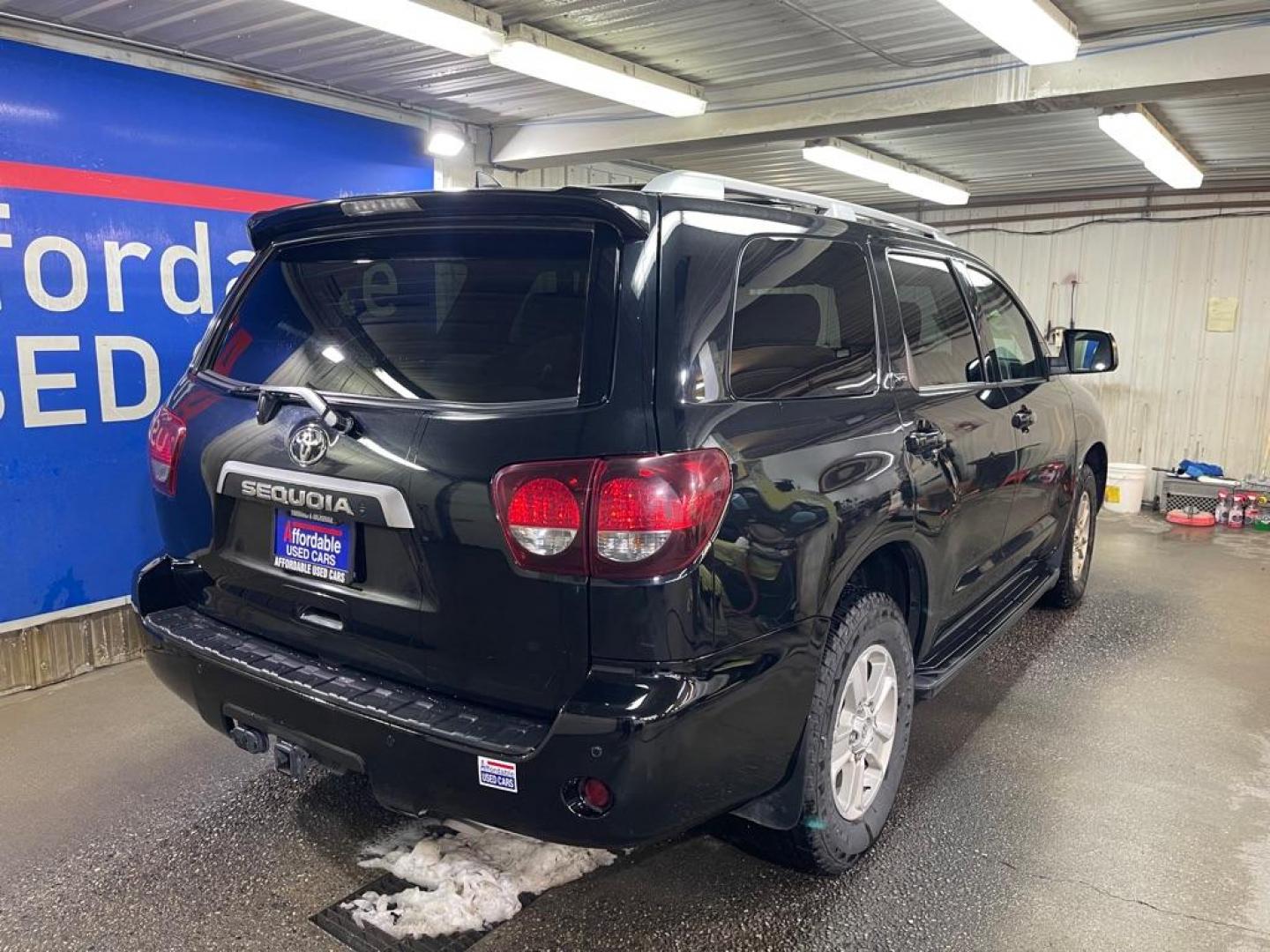 2022 BLACK TOYOTA SEQUOIA SR5 (5TDAY5B11NS) with an 5.7L engine, Automatic transmission, located at 2525 S. Cushman, Fairbanks, AK, 99701, (907) 452-5707, 64.824036, -147.712311 - Photo#2