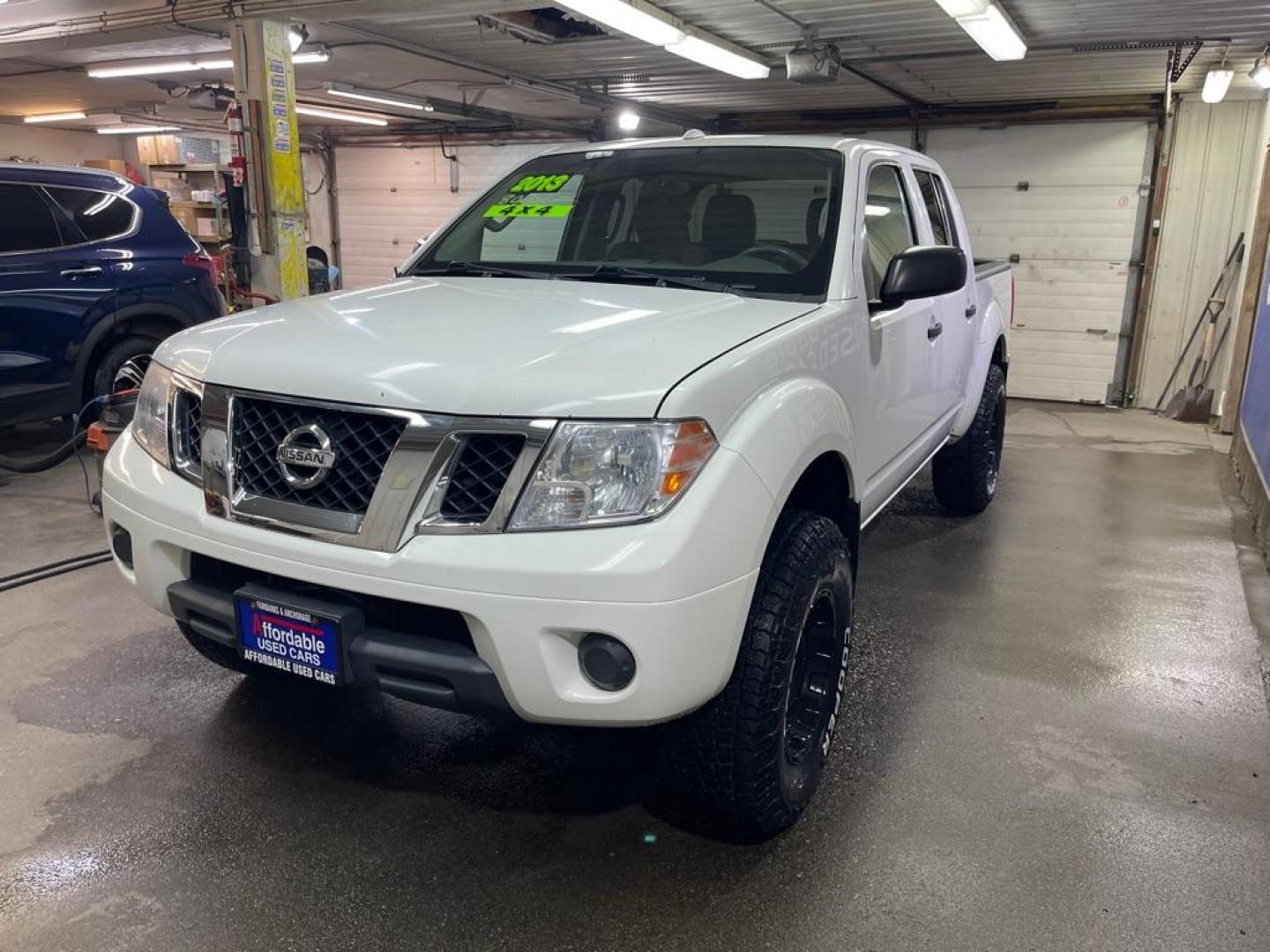 2013 WHITE NISSAN FRONTIER S (1N6AD0EV9DN) with an 4.0L engine, Automatic transmission, located at 2525 S. Cushman, Fairbanks, AK, 99701, (907) 452-5707, 64.824036, -147.712311 - Photo#1