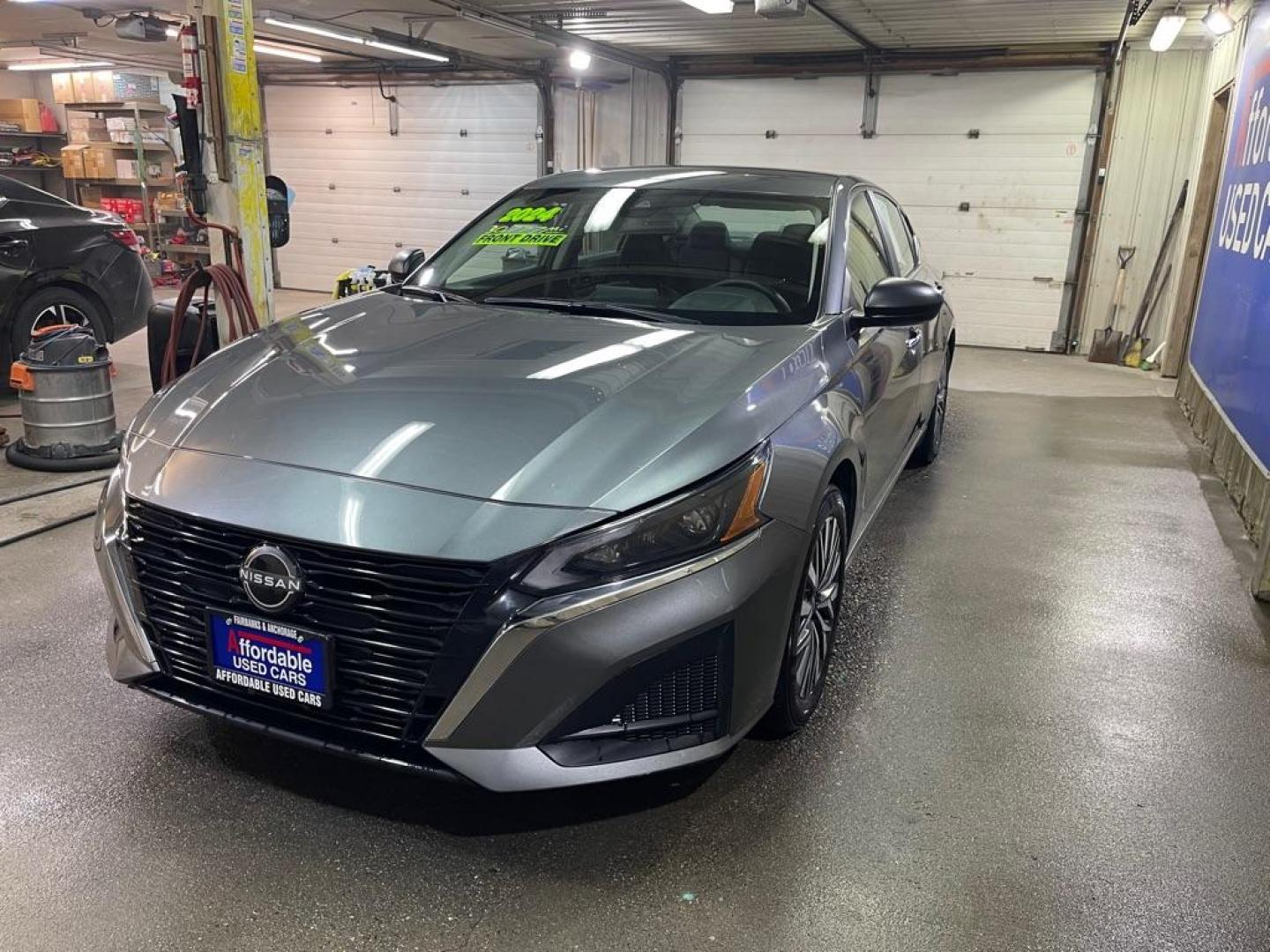 2024 GRAY NISSAN ALTIMA SV (1N4BL4DV8RN) with an 2.5L engine, Continuously Variable transmission, located at 2525 S. Cushman, Fairbanks, AK, 99701, (907) 452-5707, 64.824036, -147.712311 - Photo#1