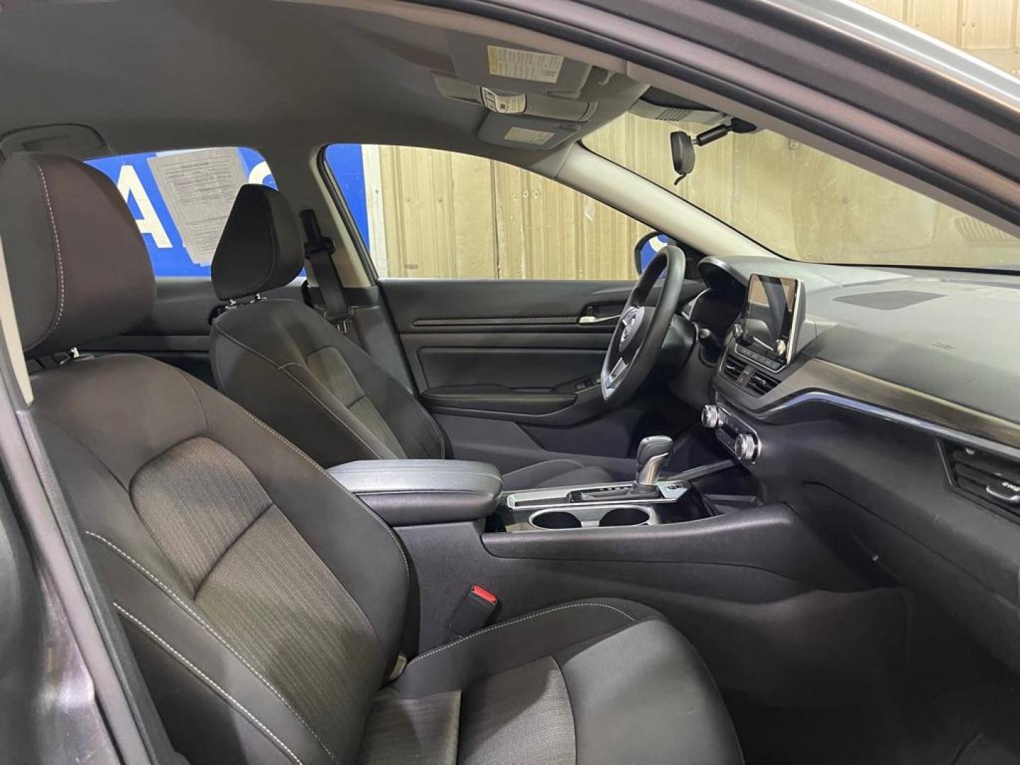2024 GRAY NISSAN ALTIMA SV (1N4BL4DV8RN) with an 2.5L engine, Continuously Variable transmission, located at 2525 S. Cushman, Fairbanks, AK, 99701, (907) 452-5707, 64.824036, -147.712311 - Photo#3
