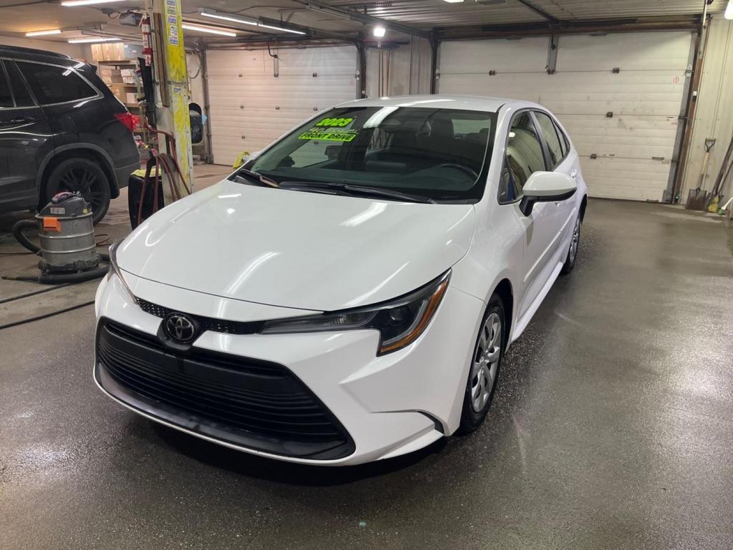 2023 WHITE TOYOTA COROLLA LE LE (5YFB4MDEXPP) with an 2.0L engine, Continuously Variable transmission, located at 2525 S. Cushman, Fairbanks, AK, 99701, (907) 452-5707, 64.824036, -147.712311 - Photo#1