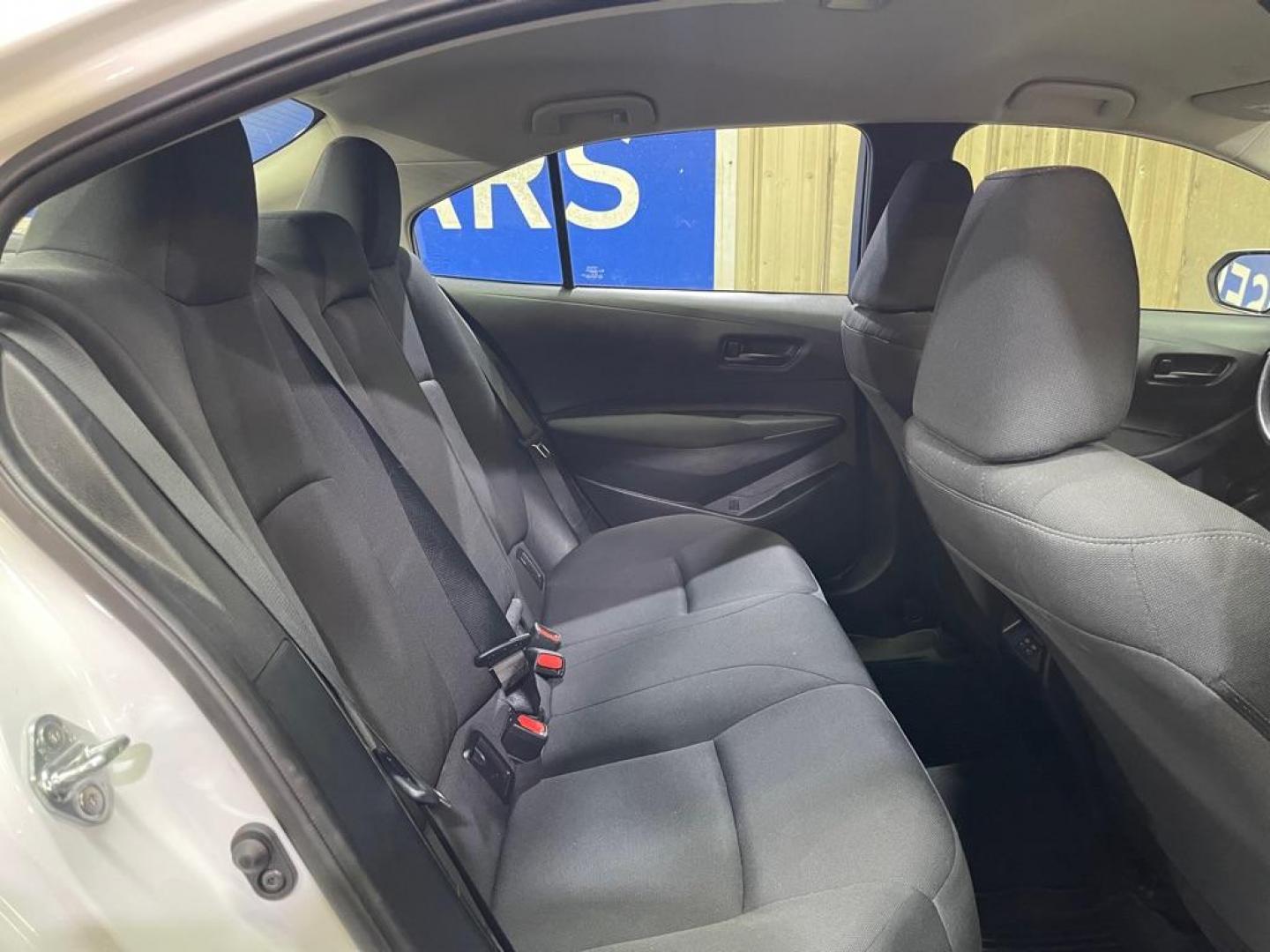 2023 WHITE TOYOTA COROLLA LE LE (5YFB4MDEXPP) with an 2.0L engine, Continuously Variable transmission, located at 2525 S. Cushman, Fairbanks, AK, 99701, (907) 452-5707, 64.824036, -147.712311 - Photo#4