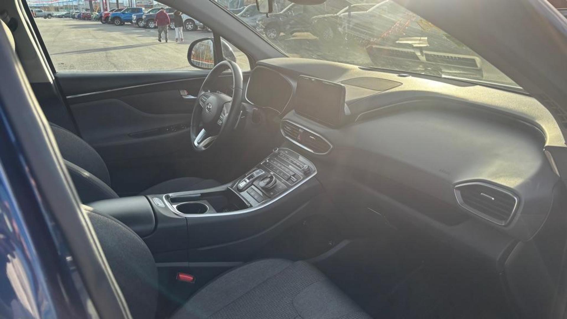 2023 BLUE HYUNDAI SANTA FE SEL (5NMS2DAJ7PH) with an 2.5L engine, Automatic transmission, located at 2525 S. Cushman, Fairbanks, AK, 99701, (907) 452-5707, 64.824036, -147.712311 - Photo#2