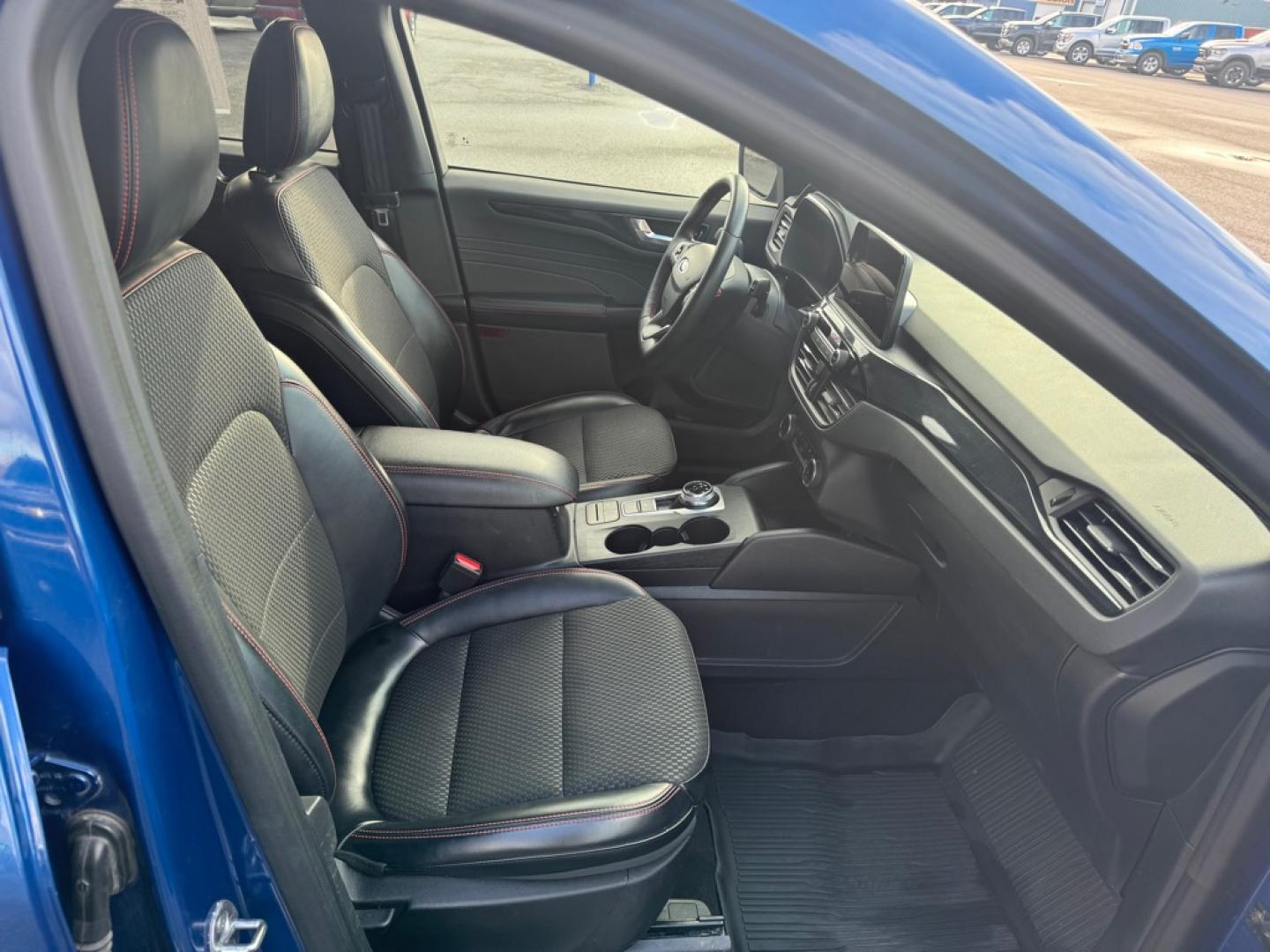 2023 BLUE FORD ESCAPE ST LINE ST LINE (1FMCU9MNXPU) with an 1.5L engine, Automatic transmission, located at 2525 S. Cushman, Fairbanks, AK, 99701, (907) 452-5707, 64.824036, -147.712311- Photo#4