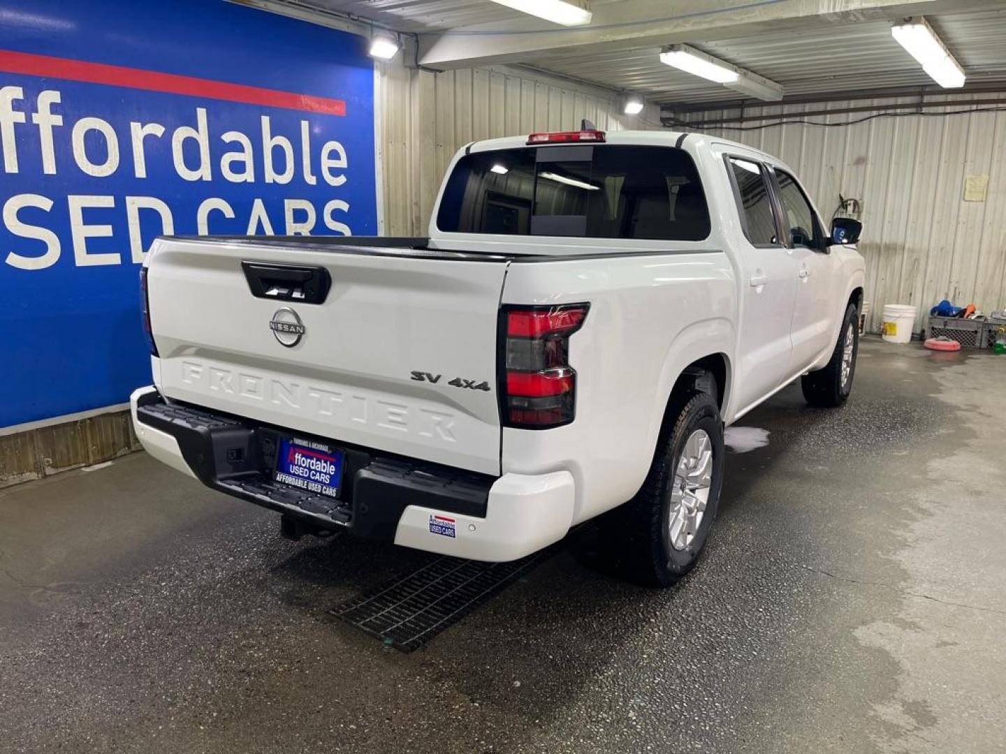 2024 WHITE NISSAN FRONTIER S (1N6ED1EK4RN) with an 3.8L engine, Automatic transmission, located at 2525 S. Cushman, Fairbanks, AK, 99701, (907) 452-5707, 64.824036, -147.712311 - Photo#2