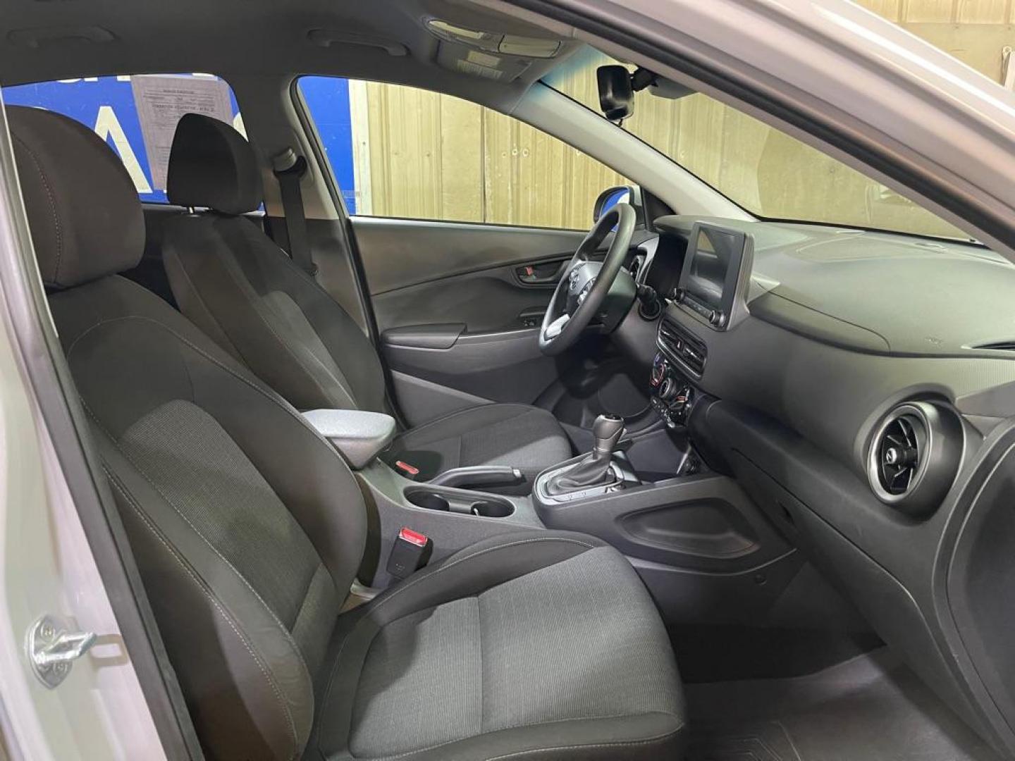 2023 SILVER HYUNDAI KONA SEL (KM8K6CAB7PU) with an 2.0L engine, Continuously Variable transmission, located at 2525 S. Cushman, Fairbanks, AK, 99701, (907) 452-5707, 64.824036, -147.712311 - Photo#3