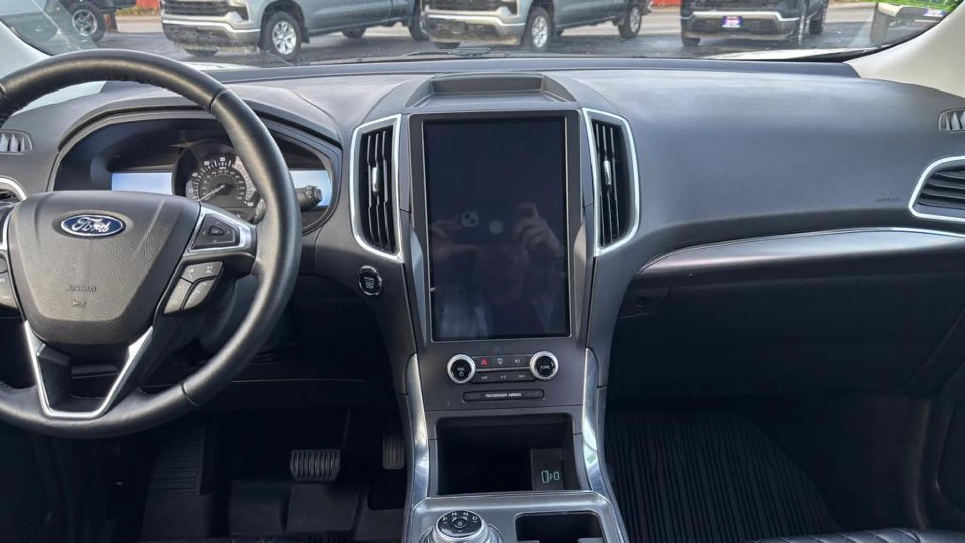 2023 SILVER FORD EDGE TITANIUM (2FMPK4K98PB) with an 2.0L engine, Automatic transmission, located at 2525 S. Cushman, Fairbanks, AK, 99701, (907) 452-5707, 64.824036, -147.712311 - Photo#2