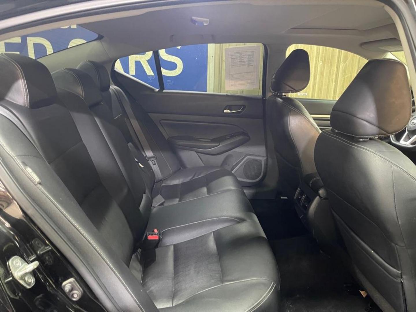 2020 BLACK NISSAN ALTIMA SL (1N4BL4EV3LC) with an 2.5L engine, Continuously Variable transmission, located at 2525 S. Cushman, Fairbanks, AK, 99701, (907) 452-5707, 64.824036, -147.712311 - Photo#4