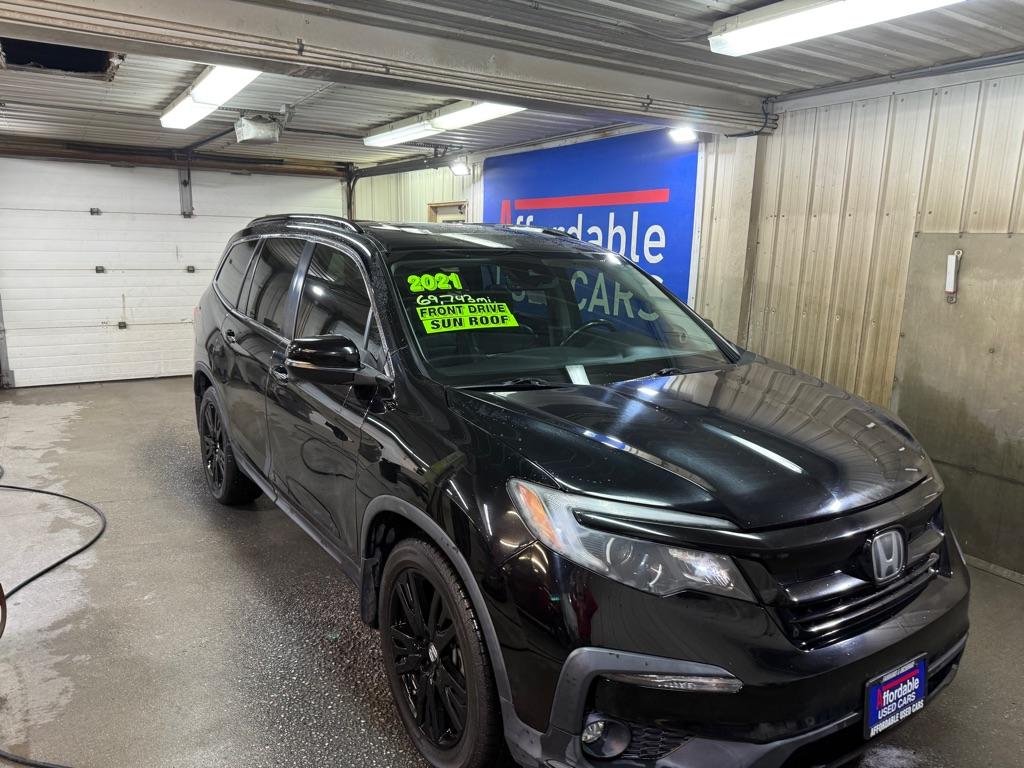 photo of 2021 HONDA PILOT SE