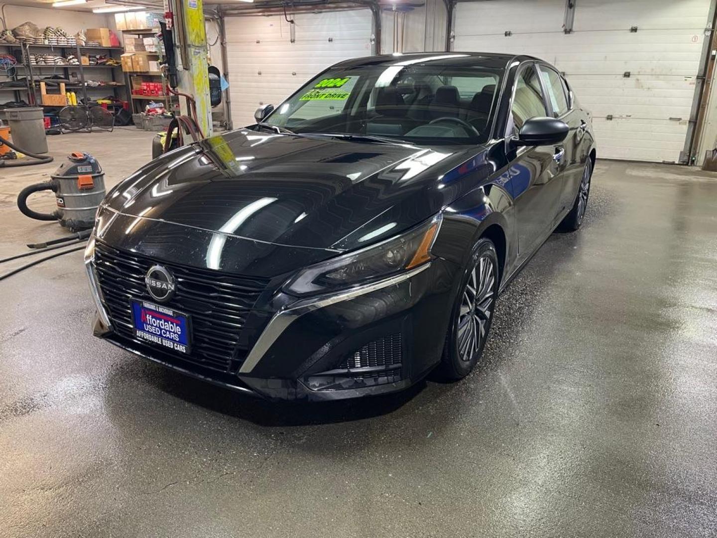 2024 BLACK NISSAN ALTIMA SV (1N4BL4DV8RN) with an 2.5L engine, Continuously Variable transmission, located at 2525 S. Cushman, Fairbanks, AK, 99701, (907) 452-5707, 64.824036, -147.712311 - Photo#1