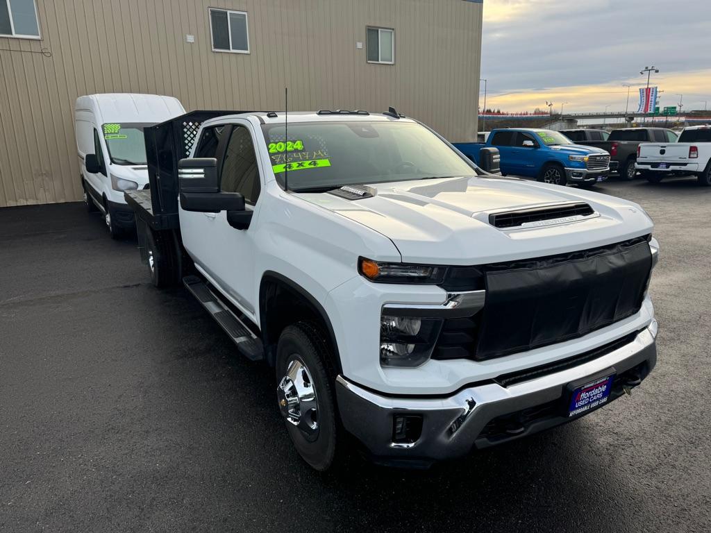 photo of 2024 CHEVROLET SILVERADO 3500 LT