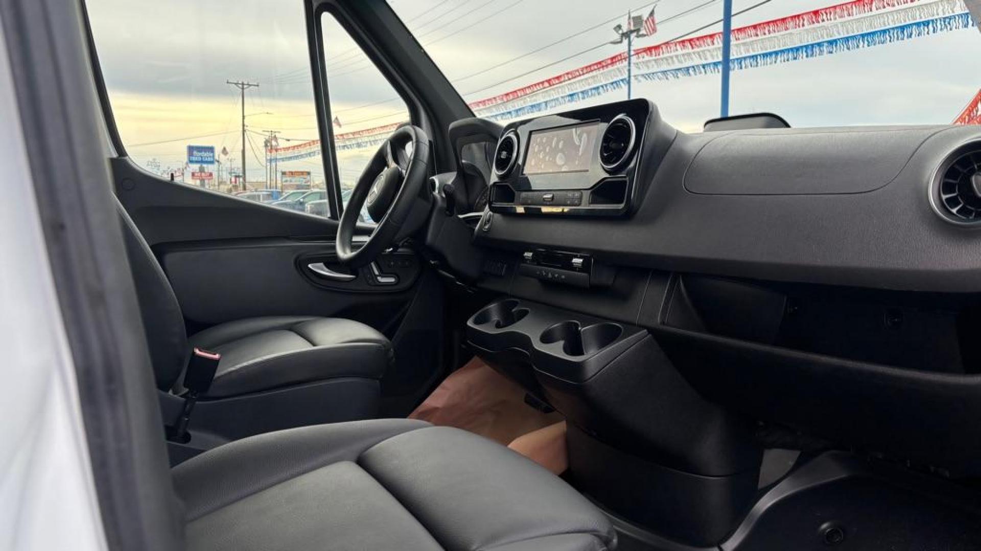 2025 WHITE MERCEDES-BENZ SPRINTER 3500 (W1Y8NC6Y0ST) with an 2.0L engine, Automatic transmission, located at 2525 S. Cushman, Fairbanks, AK, 99701, (907) 452-5707, 64.824036, -147.712311 - Photo#2