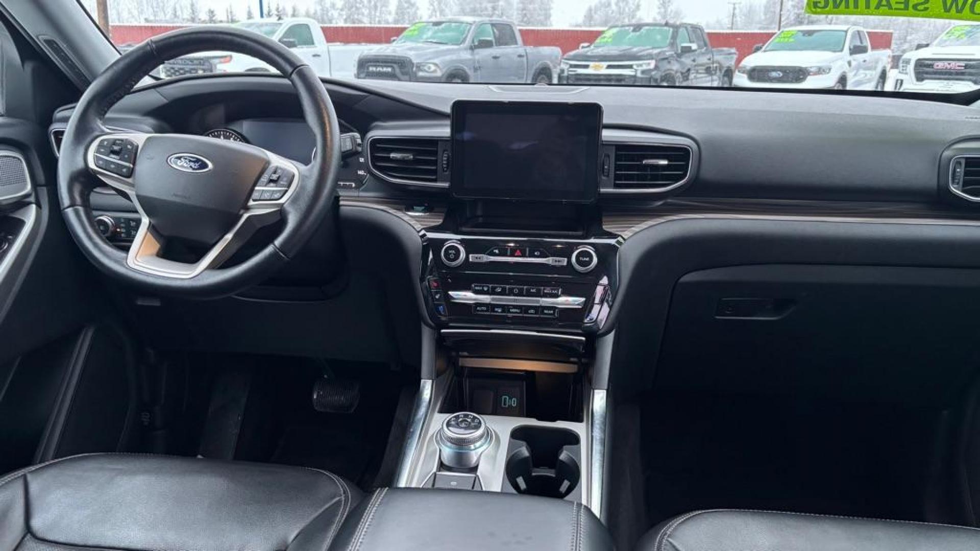 2022 GRAY FORD EXPLORER LIMITED (1FMSK8FH3NG) with an 2.3L engine, Automatic transmission, located at 2525 S. Cushman, Fairbanks, AK, 99701, (907) 452-5707, 64.824036, -147.712311 - Photo#3