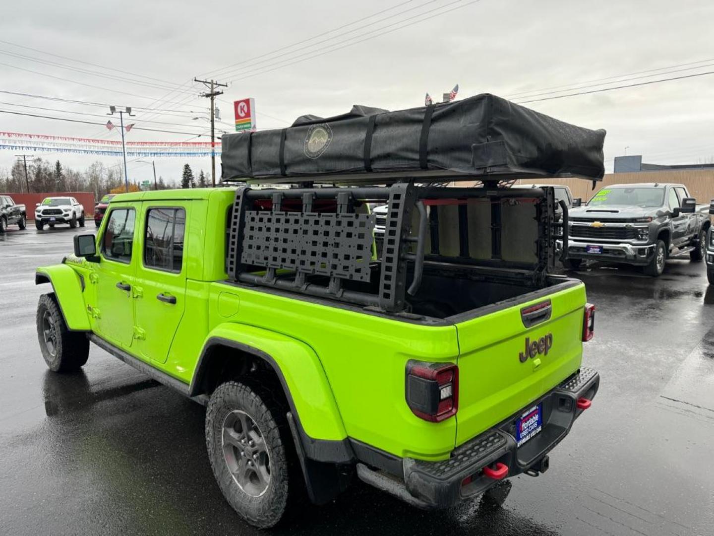 2021 GREEN JEEP GLADIATOR RUBICON (1C6JJTBG7ML) with an 3.6L engine, Automatic transmission, located at 2525 S. Cushman, Fairbanks, AK, 99701, (907) 452-5707, 64.824036, -147.712311 - Photo#3