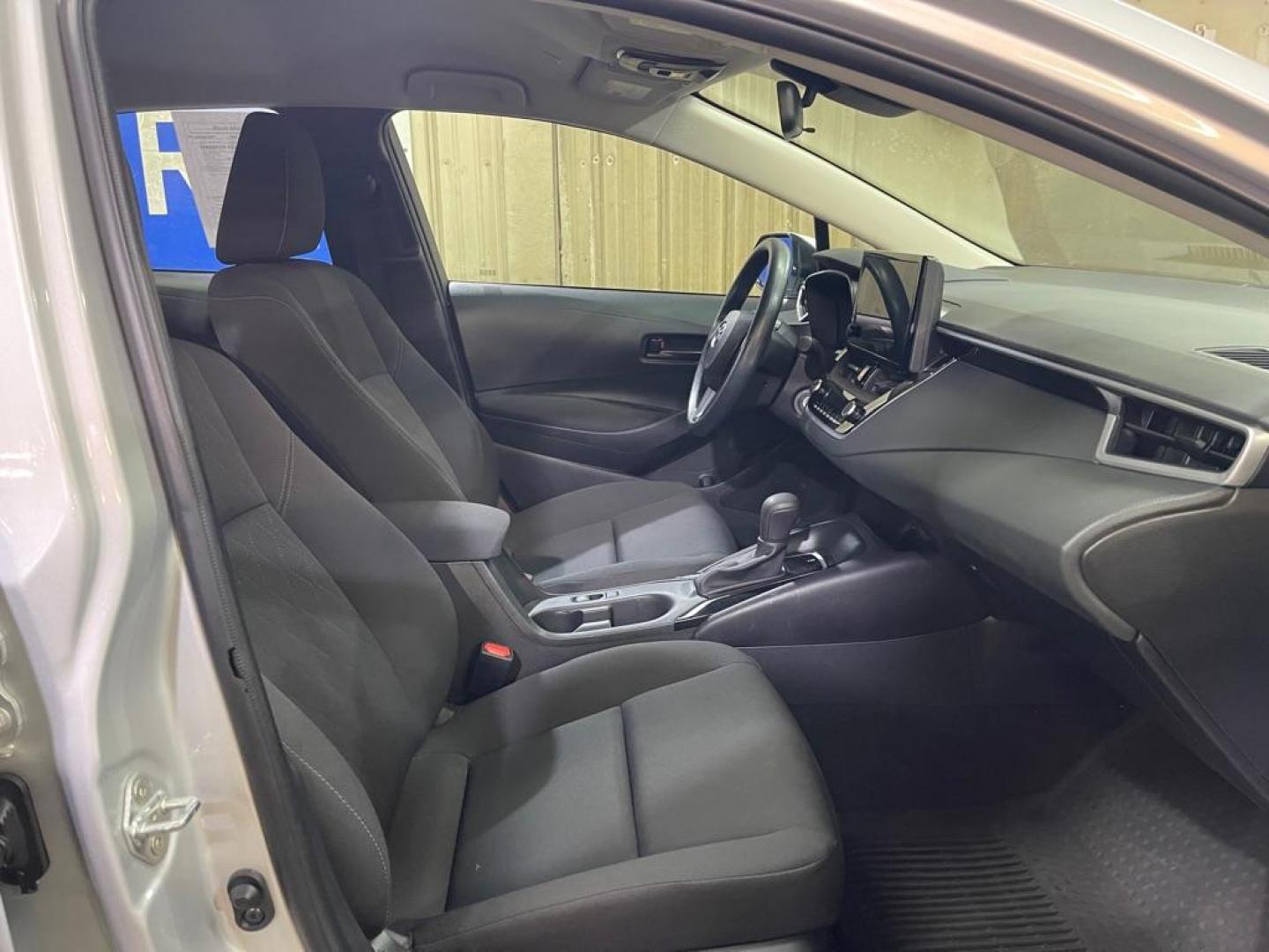 2023 SILVER TOYOTA COROLLA LE LE (5YFB4MDE0PP) with an 2.0L engine, Continuously Variable transmission, located at 2525 S. Cushman, Fairbanks, AK, 99701, (907) 452-5707, 64.824036, -147.712311 - Photo#3