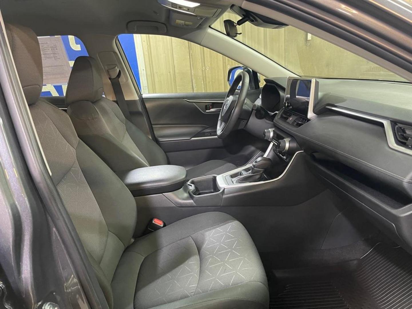 2024 GRAY TOYOTA RAV4 XLE XLE (2T3P1RFV7RW) with an 2.5L engine, Automatic transmission, located at 2525 S. Cushman, Fairbanks, AK, 99701, (907) 452-5707, 64.824036, -147.712311 - Photo#3